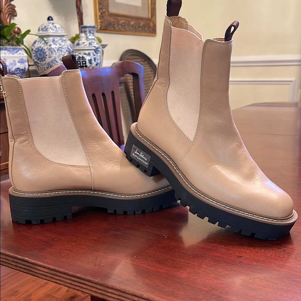 Sam Edelman Cream and Black Combat Boots with Chunky Sole